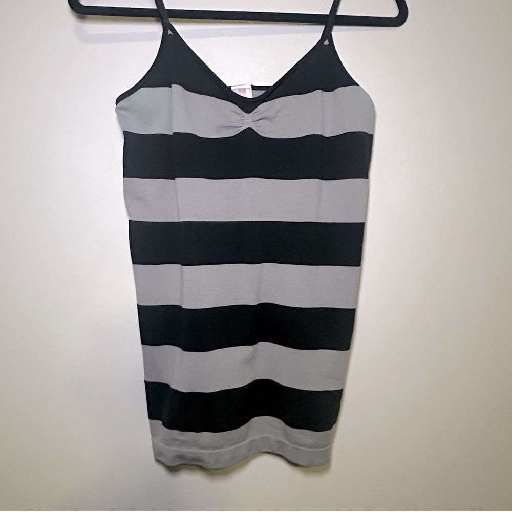 Black and Gray Wide Striped Y2K Cami Spaghetti Strap Tank Top Size M/L